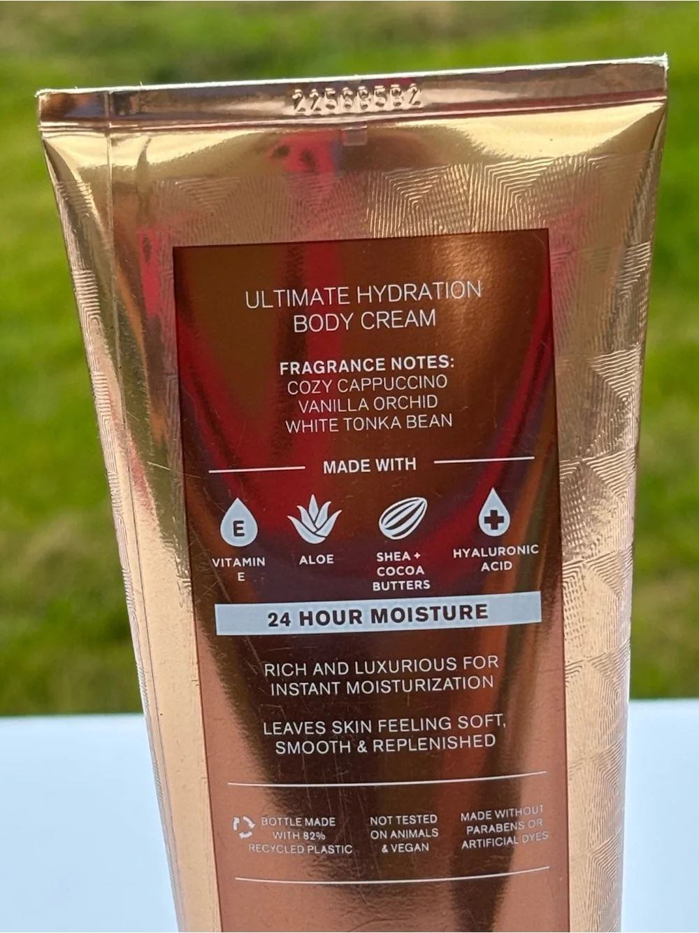 Bath & Body Works Vanilla Mocha Martini Ultimate Hydration Body Cream 8oz Cozy